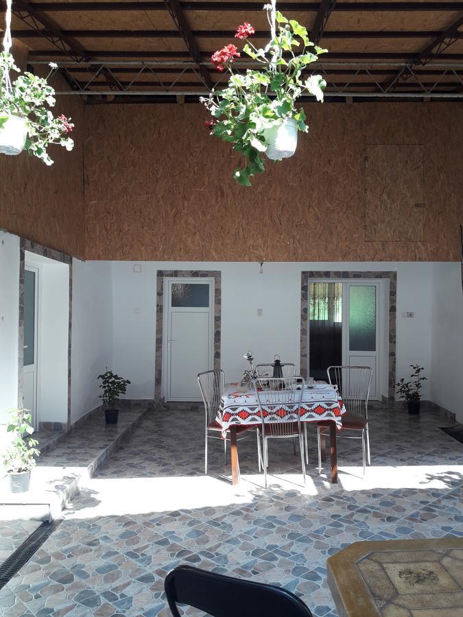 Casa Valea Morilor Guest House Eftimie Murgu Exterior photo